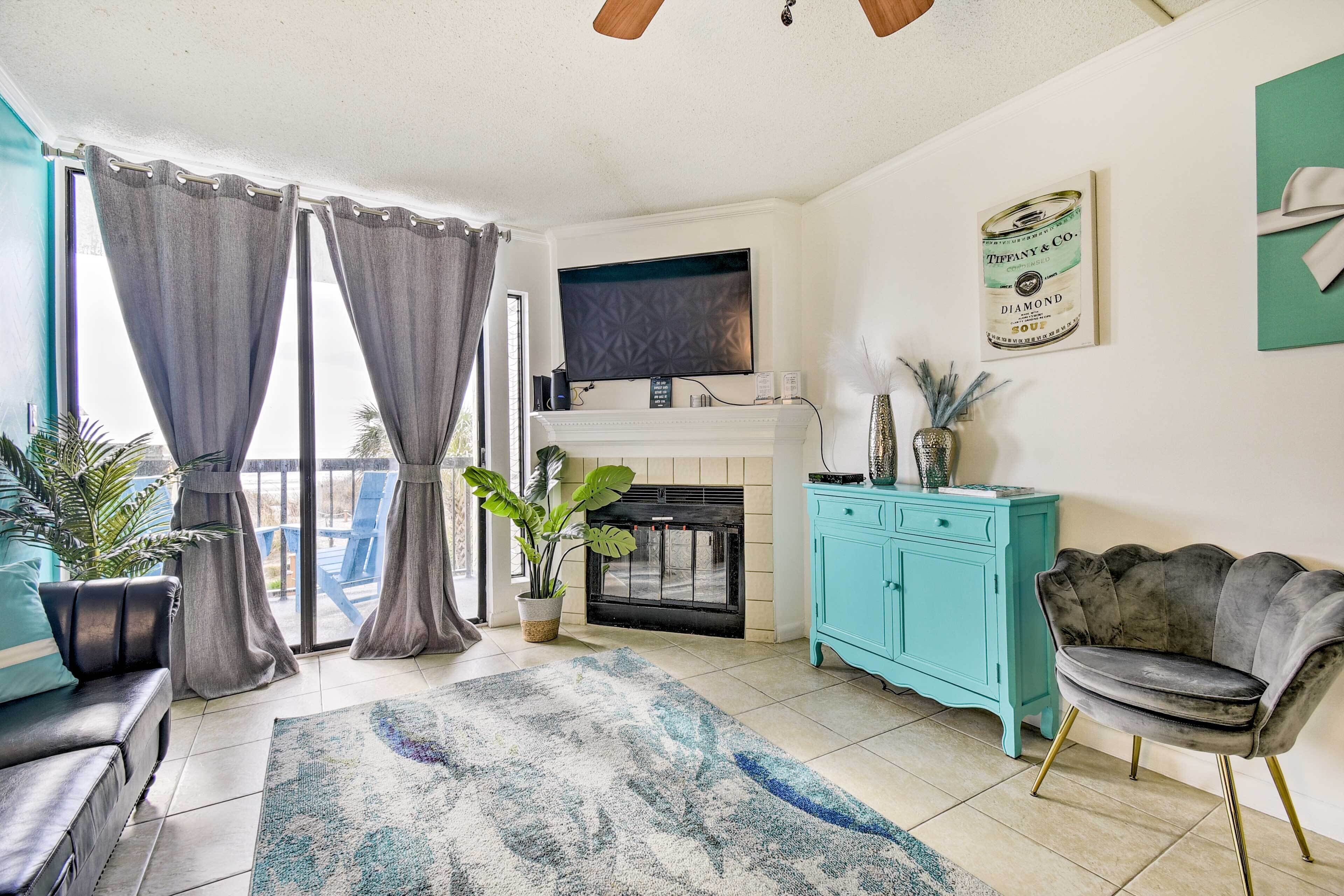 Myrtle Beach Condo, Walk to Beach!