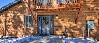 'longview Lodge' w/ Furnished Deck & Fire Pit!