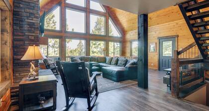 'longview Lodge' w/ Furnished Deck & Fire Pit!