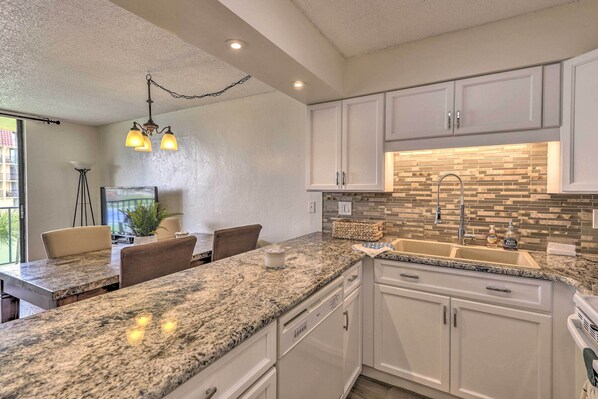 微波爐、烤箱、爐台、洗碗機