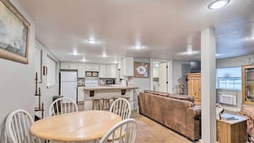 House (Multiple Bedrooms) | Interior