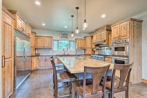 House (Multiple Bedrooms) | Interior