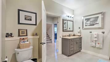 House (Multiple Bedrooms) | Interior