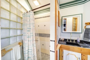 House (1 Bedroom) | Interior - Unique West Jefferson Home w/ Fire Pit & Grill! (West Jefferson)