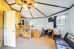 House (1 Bedroom) | Interior