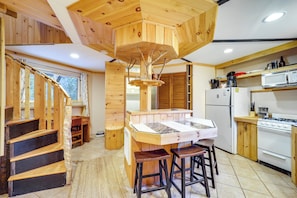 House (1 Bedroom) | Interior