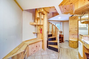 House (1 Bedroom) | Interior
