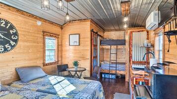 House (0 Bedroom) | Interior