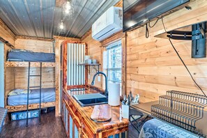 House (0 Bedroom) | Interior