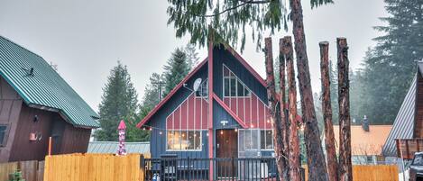 House (2 Bedrooms) | Exterior