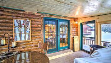 House (1 Bedroom) | Interior