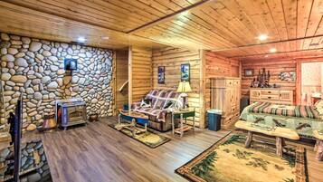 House (1 Bedroom) | Interior