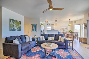 Apartment (3 Bedrooms) | Interior - Lake Views + Pool Access: Lake Ozark Condo! (Lake Ozark)