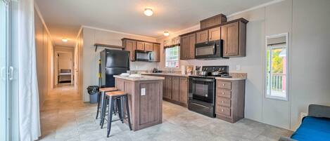 House (2 Bedrooms) | Interior