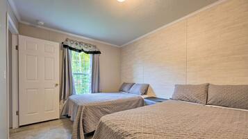 House (2 Bedrooms) | Bahagian dalam