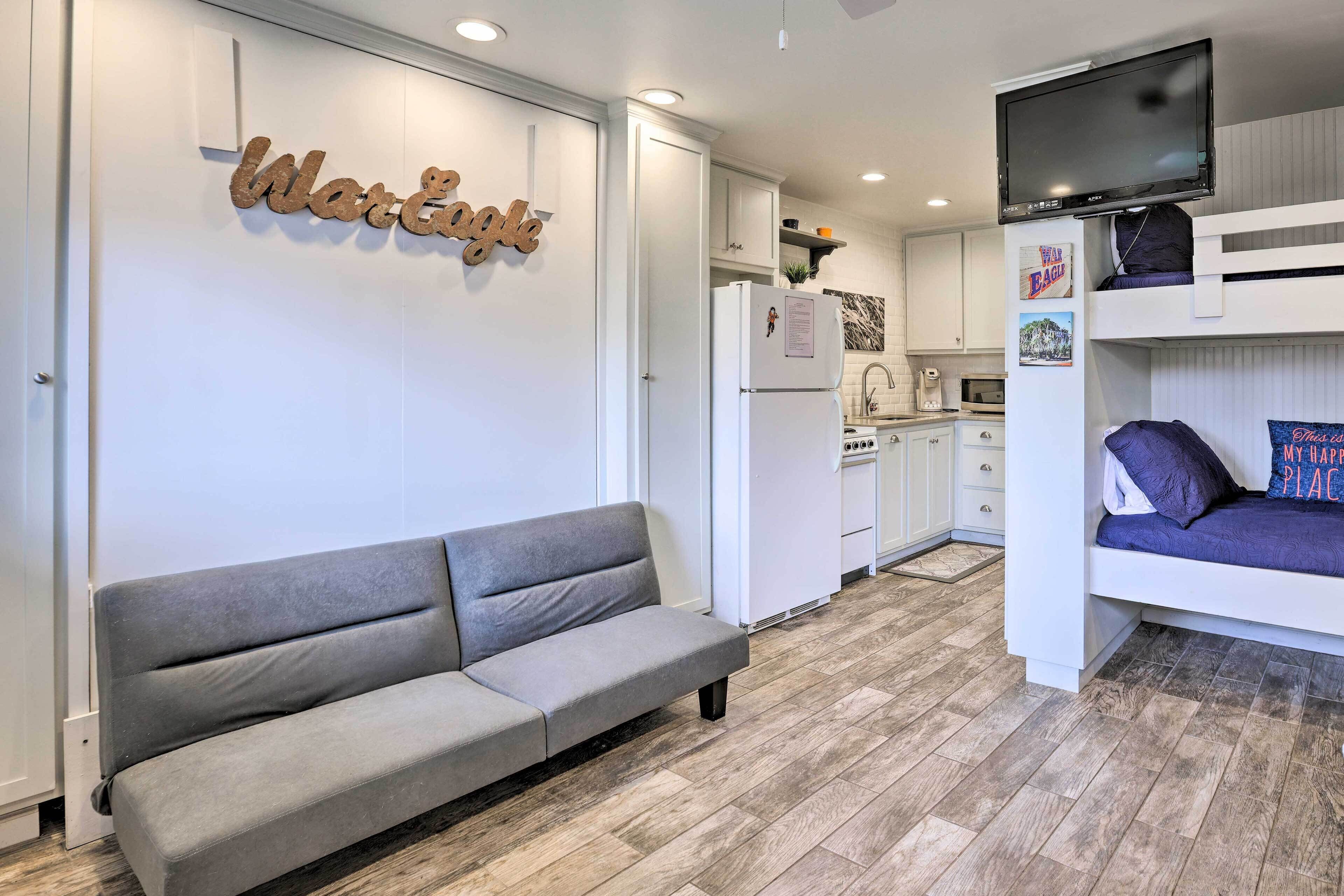 Apartment (0 Bedroom) | Interior