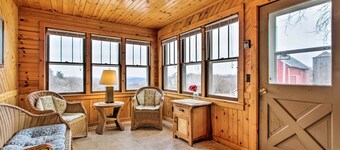 Wisconsin River Valley Farmhouse: Fire Pit & View