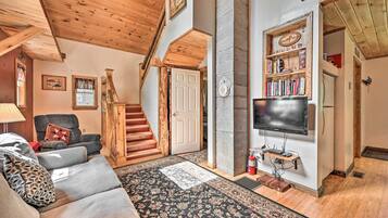 House (1 Bedroom) | Interior