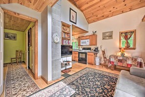 House (1 Bedroom) | Interior