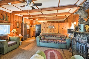 House (1 Bedroom) | Interior