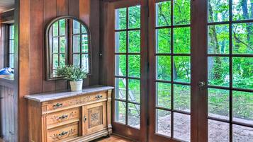 Cottage (3 Bedrooms) | Interior