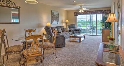 Champions Retreat Condo Near 76 Strip