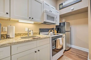 Apartment (2 Bedrooms) | Interior - Quaint Apartment in Historic Georgetown! (Georgetown)