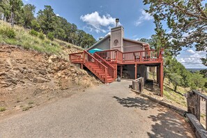 House (2 Bedrooms) | Interior - Mountains Majesty Cabin w/ Hot Tub & Mtn Views! (Ruidoso)