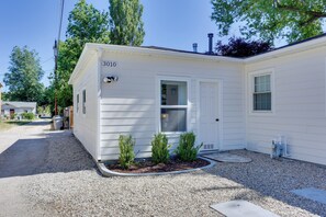 Interior - Centrally Located Studio 3 Mi From Downtown! (Boise)