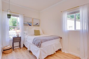 Interior - Centrally Located Studio 3 Mi From Downtown! (Boise)
