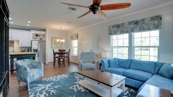 House (2 Bedrooms) | Interior