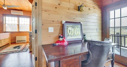 Quiet Snow Estate Retreat in the Poconos