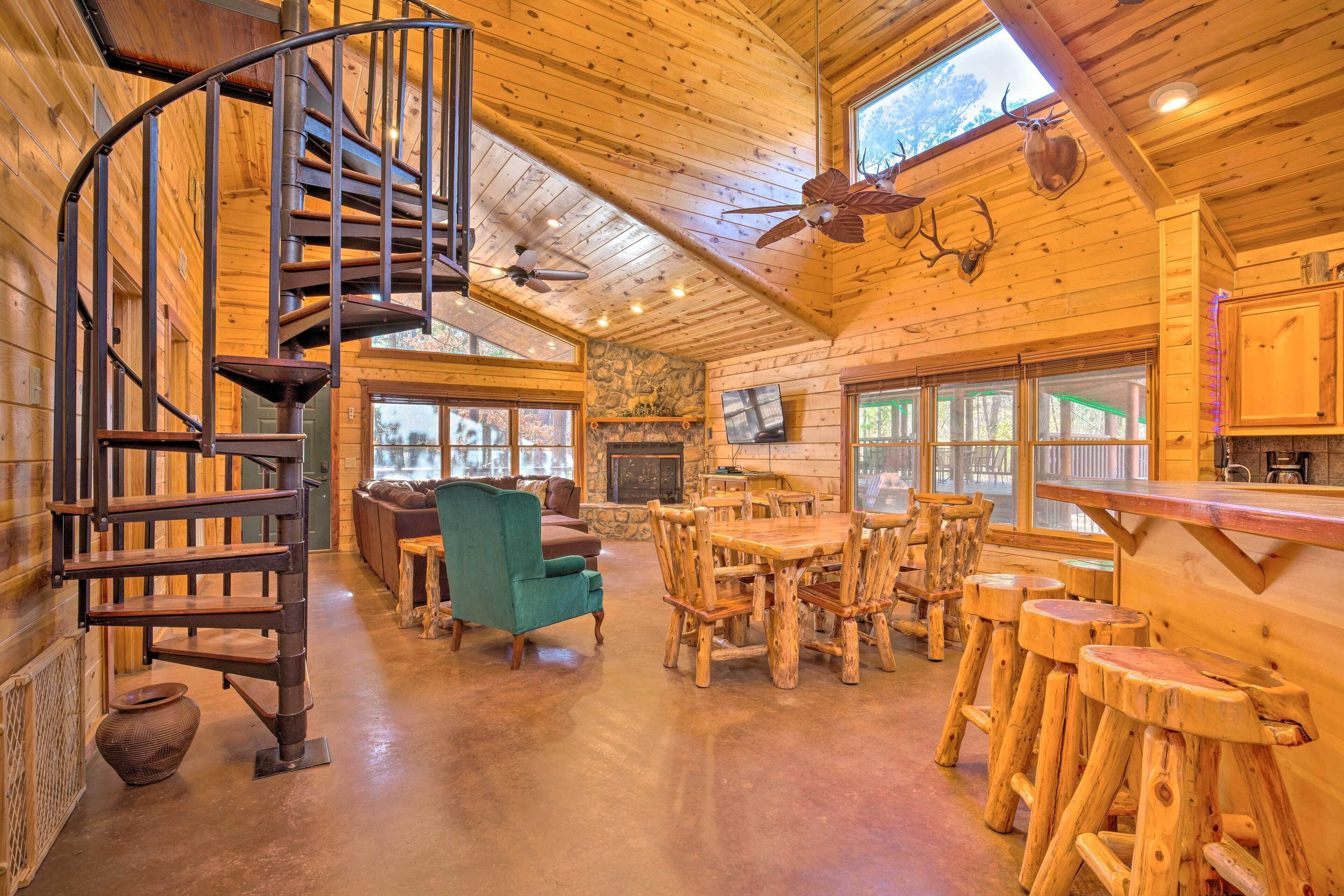 Spacious Broken Bow Cabin w/ Hot Tub & Playground!