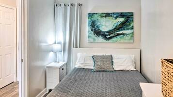 Apartment (1 Bedroom) | Interior