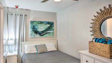 Apartment (1 Bedroom) | Interior