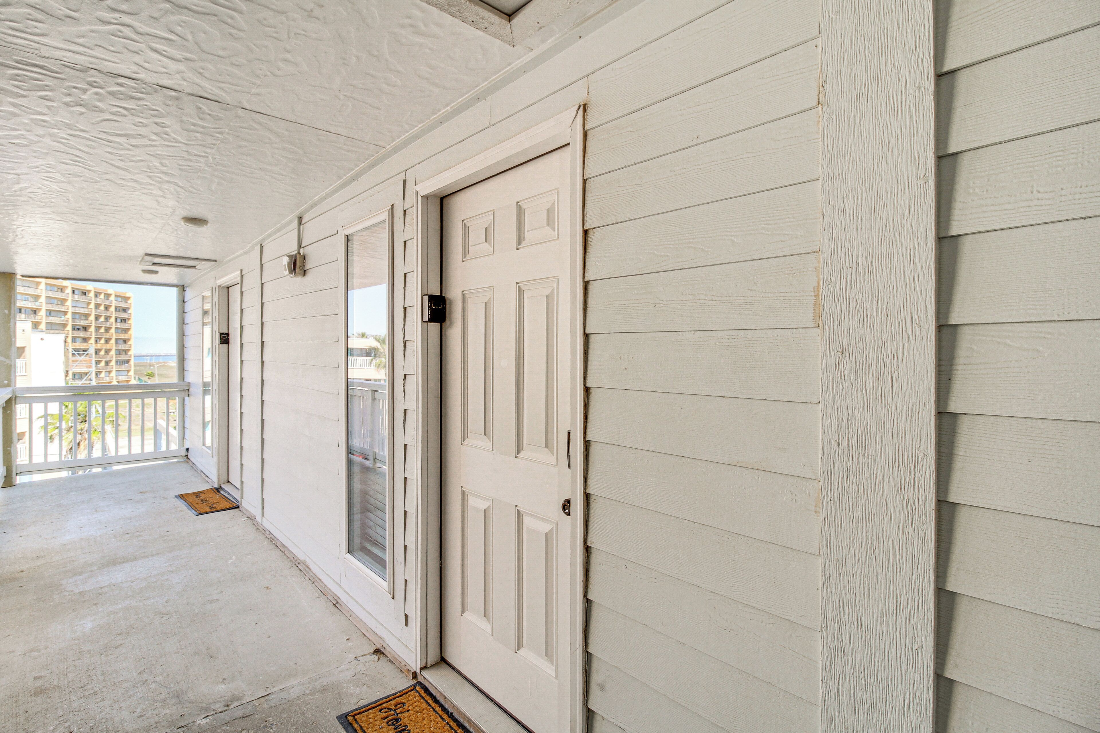 Apartment (1 Bedroom) | Interior