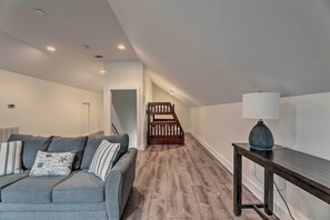 House (4 Bedrooms) | Interior - Mt Juliet Home: Steps to Old Hickory Lake! (Mount Juliet)