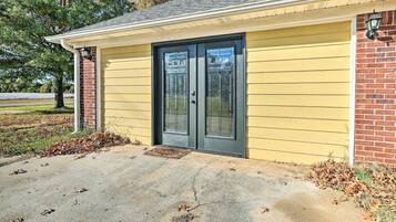 Apartment (0 Bedroom) | Interior