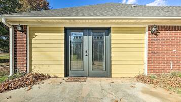 Apartment (0 Bedroom) | Interior