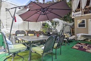 Apartment (2 Bedrooms) | Interior - West New York Apartment ~ 7 Mi to Manhattan! (West New York)