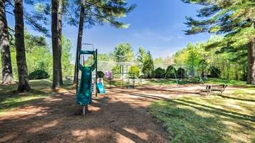 Cottage (2 Bedrooms) | Interior