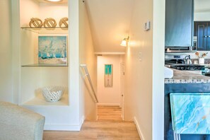 Interior - Cozy Cali Condo, Walk to Summerland Beach! (Santa Barbara)