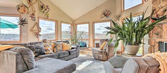 Unique Catskills Hideaway - Walk to Lake Jeff