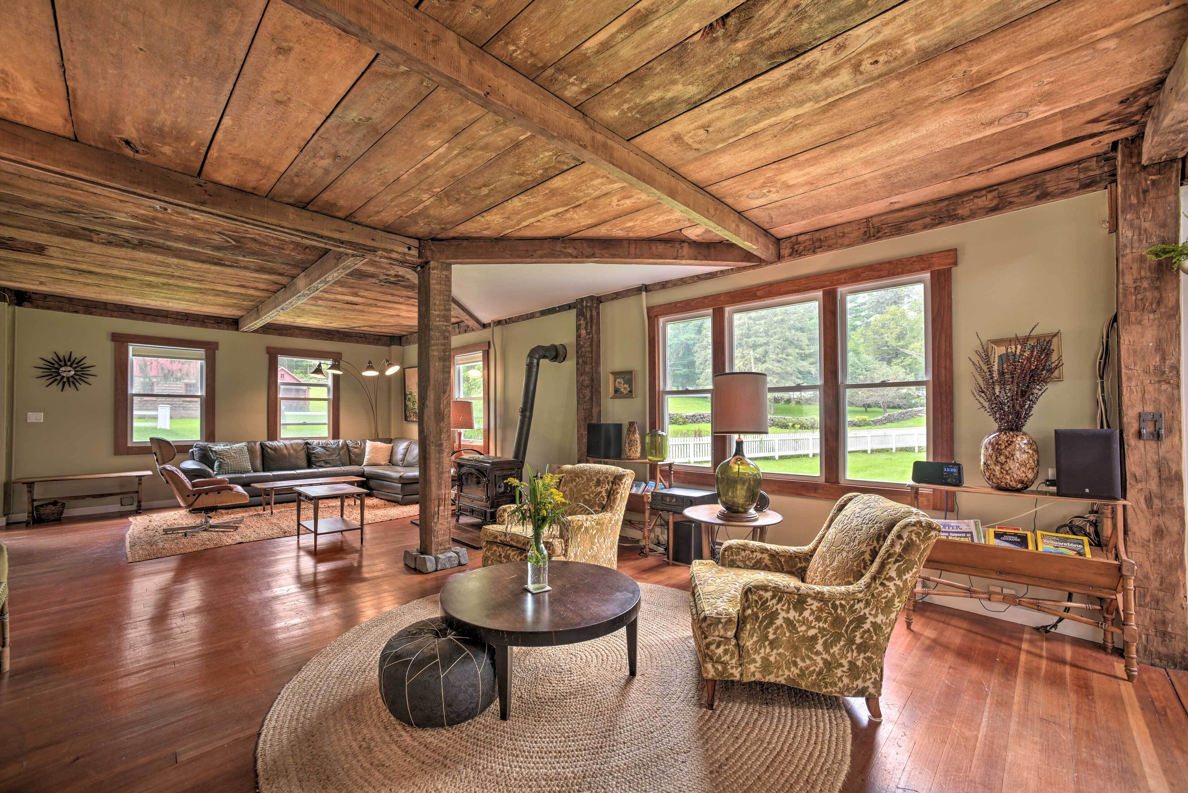 Renovated Catskills Farmhouse w/ Game Room!