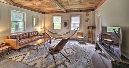 Renovated Catskills Farmhouse w/ Game Room!