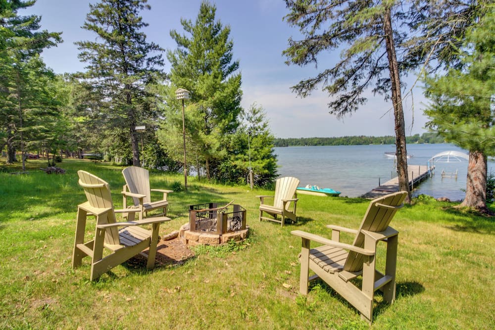 Cabin Getaway w/ Private Dock, Walk to Trail! - Minnesota