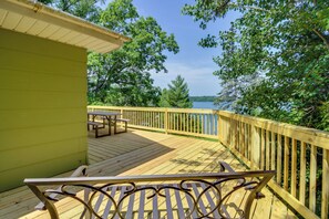 House (2 Bedrooms) | Interior - Cabin Getaway w/ Private Dock, Walk to Trail! (Akeley)