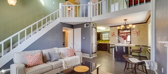 Updated Lubbock Vacation Rental With Yard!