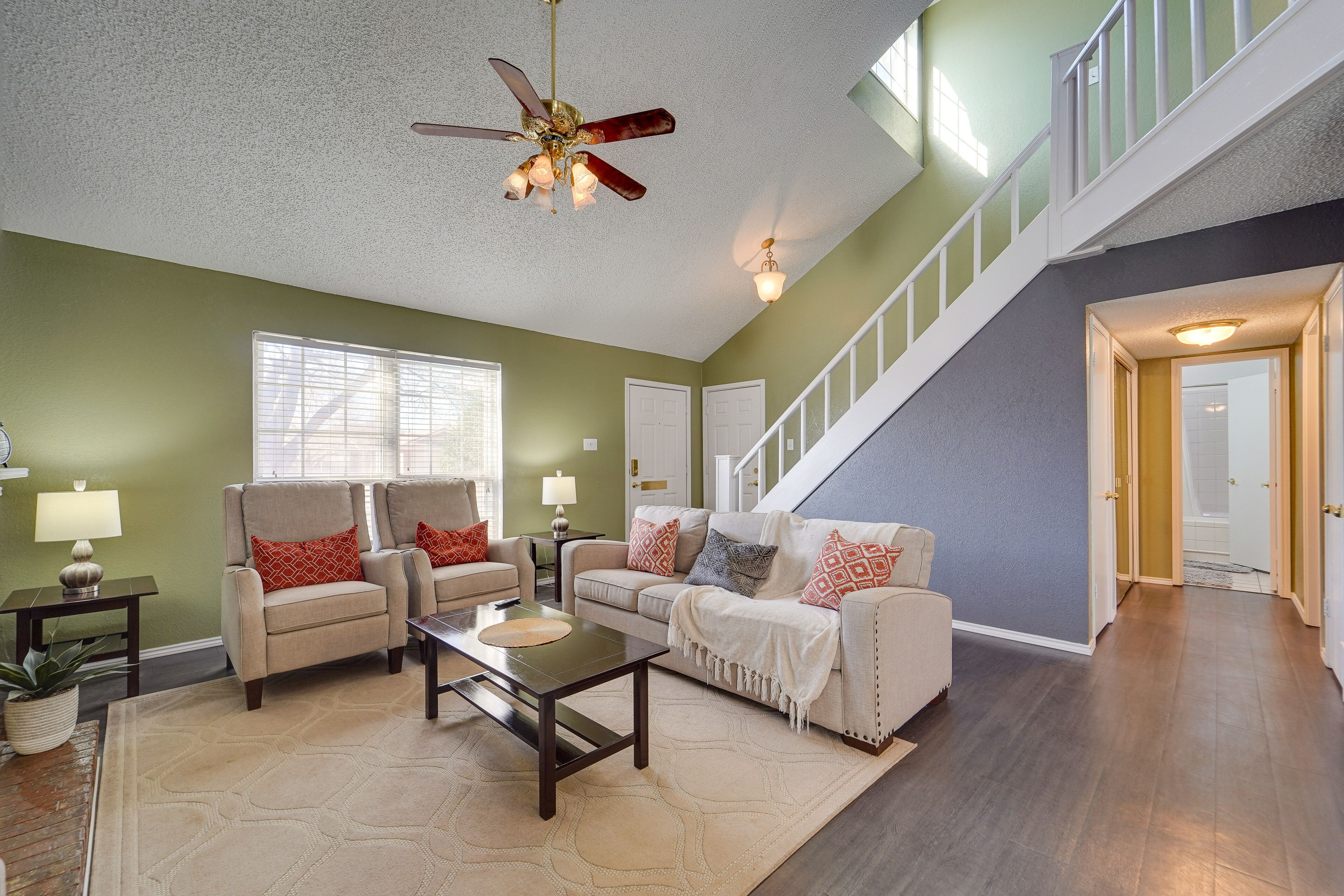 Updated Lubbock Vacation Rental With Yard!