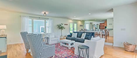 House (4 Bedrooms) | Interior